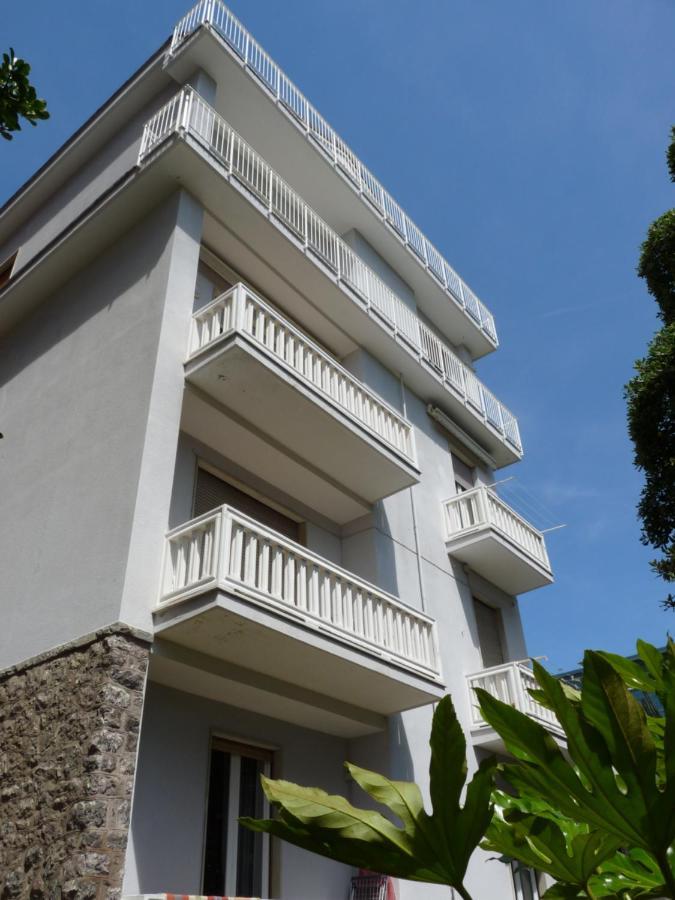 Aquarium By The Sea Διαμέρισμα Λεβάντο Εξωτερικό φωτογραφία